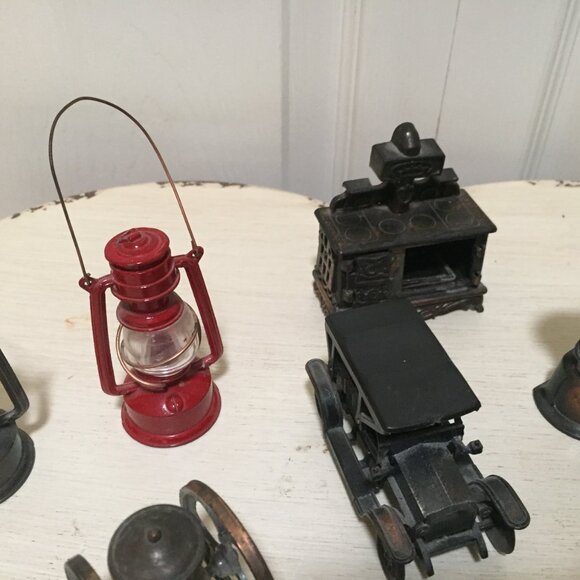Vintage Die Cast Metal Miniature Pencil Sharpeners/Display Pieces Lot of 11 - Picture 6 of 6